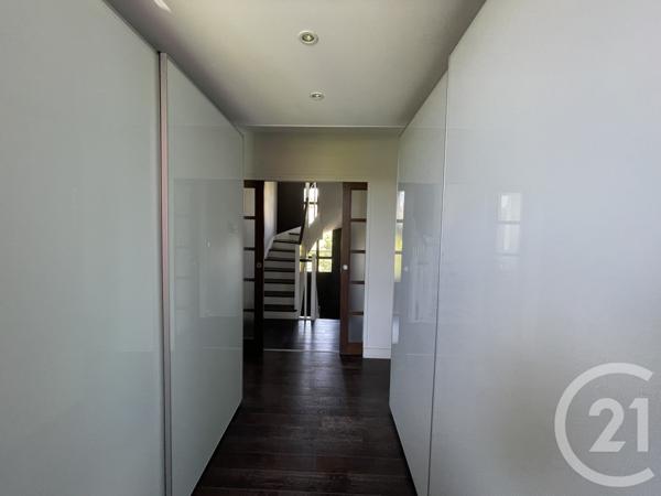 Maison à vendre  6 pièces - 207 m2 LA VARENNE ST HILAIRE - 94