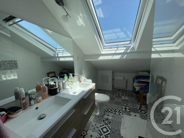 Maison à vendre  6 pièces - 207 m2 LA VARENNE ST HILAIRE - 94