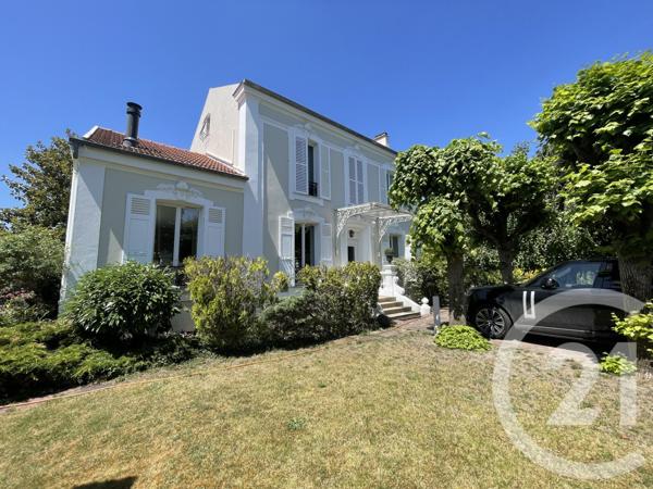 Maison à vendre  6 pièces - 207 m2 LA VARENNE ST HILAIRE - 94