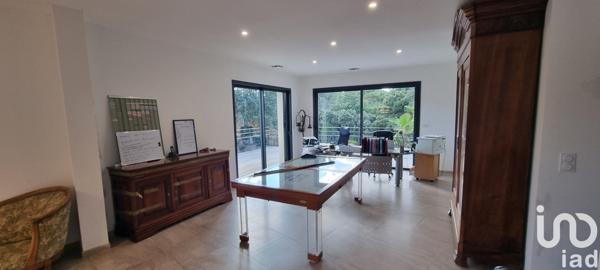 Maison à vendre 5 pièces 200 m² Nîmes-Saint-Césaire