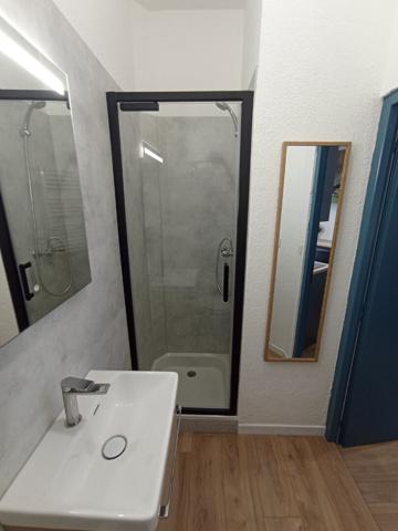 Appartement Villeurbanne Charpennes, studio 20 m2, moderne et rénové