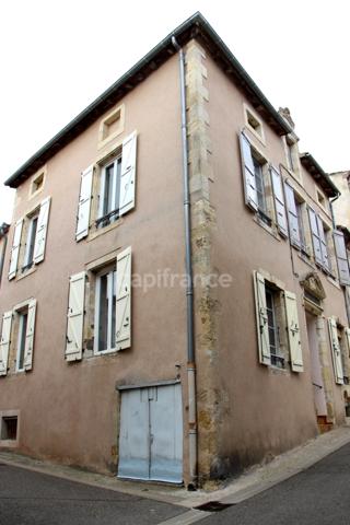 Maison de ville 4 pièces, 3 chambres, 130 m2, en plein coeur de LECTOURE (32)