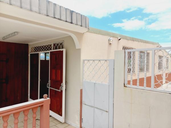 Maison à vendre 1 pièces PETIT CANAL (971)