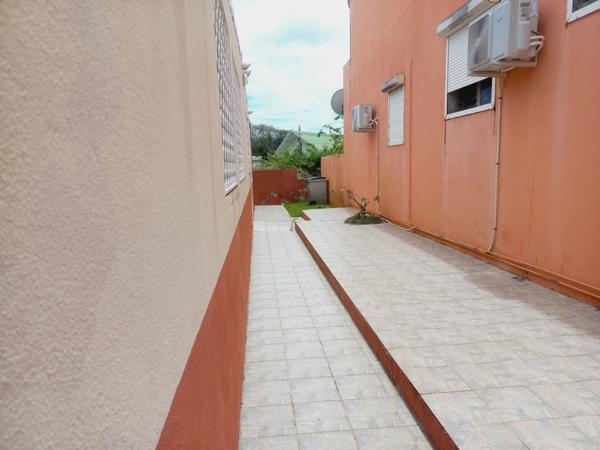 Maison à vendre 1 pièces PETIT CANAL (971)