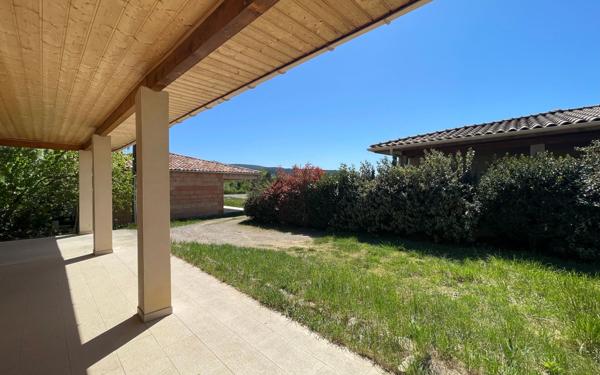 Maison à vendre    4 pièces •  Lagorce