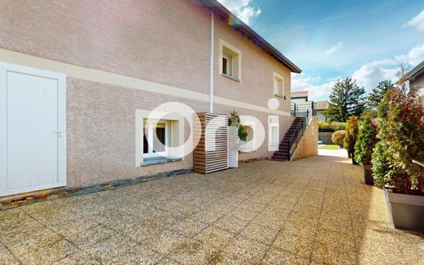 Maison à vendre    7 pièces • 159 m2 Bron