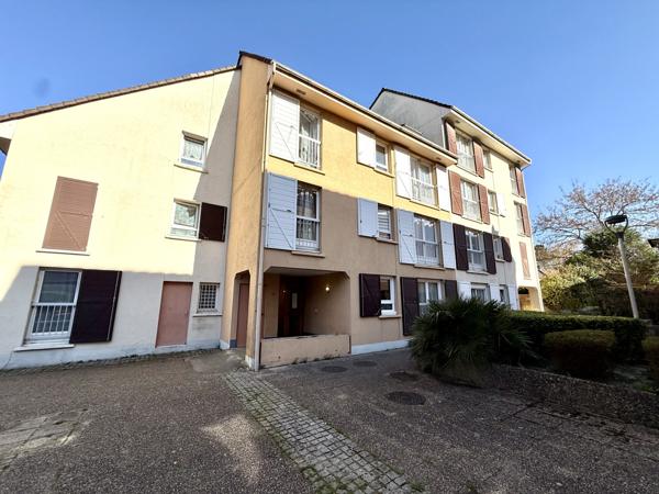 Sevran (93270) Les SABLONS 4 Pièces avec loggia, parking proche RER B