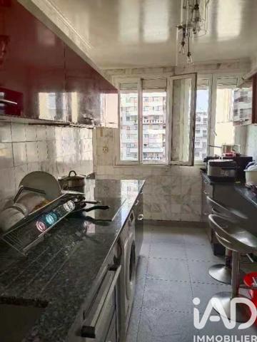 Appartement à vendre 4 pièces 74 m² Paris 19