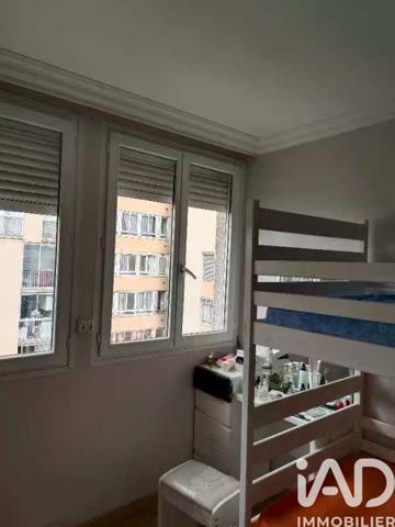 Appartement à vendre 4 pièces 74 m² Paris 19