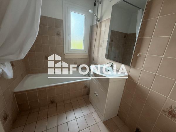 Location Appartement 3 pièces 68 m² - Thonon-les-bains 74200