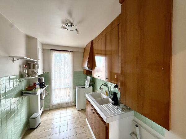 Bondy (93140) 4 Pièces avec BOX, 2 balcons, cave proche RER et futur métro 15