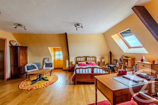 Maison à vendre  12 pièces - 238 m2 ST BERTHEVIN - 53