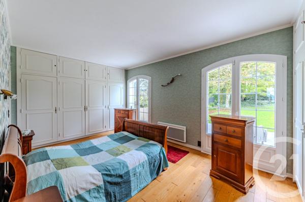 Maison à vendre  12 pièces - 238 m2 ST BERTHEVIN - 53