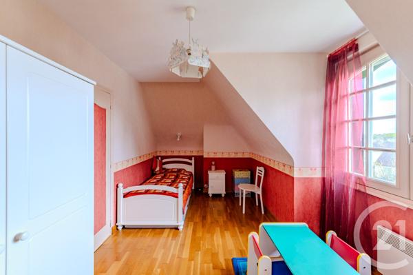 Maison à vendre  12 pièces - 238 m2 ST BERTHEVIN - 53