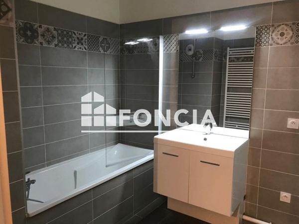 Location Appartement 3 pièces 60.13 m² - 8 ROUTE DE SAINT GERMAIN/ 1 RUE JEANNE BAUDOT Louveciennes 78430