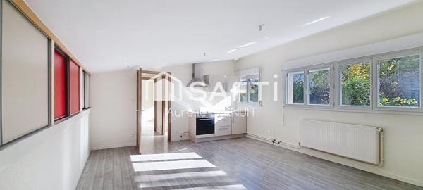 T2 rénové  Bregille, jardin/stationnement extérieur