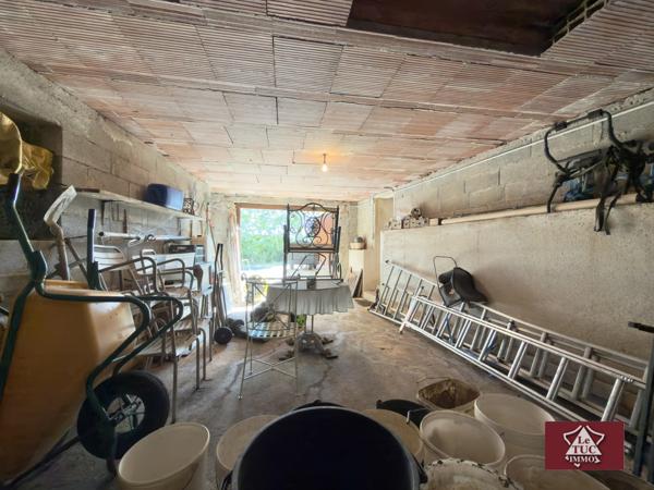 Maison en pierre avec garage, piscine et jardin. Penne-d'Agenais (47140)