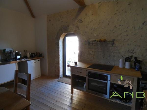 🌿 Charmante Propriété en Pierre avec Deux Espaces de Vie — Frontière Dordogne/Charente