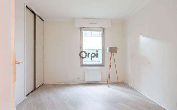 Appartement à vendre    4 pièces • 77,20 m2 Joinville-le-Pont