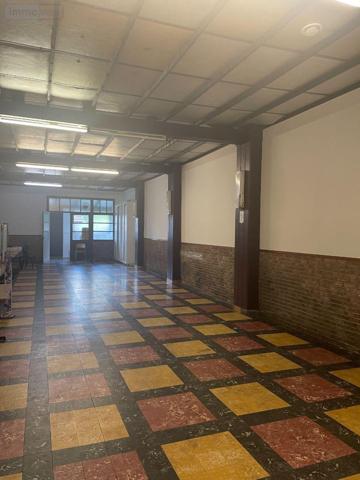 Murs commerciaux à vendre à Bailleul dans le Nord (59270), ref : F30332