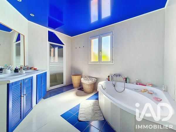 Maison à vendre 6 pièces 196 m² Cugnaux