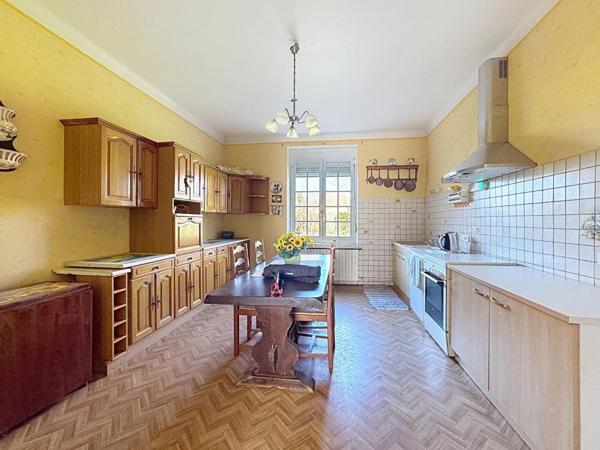 Maison familiale au calme - 3 chambres -  Jardin clos -  Double garage