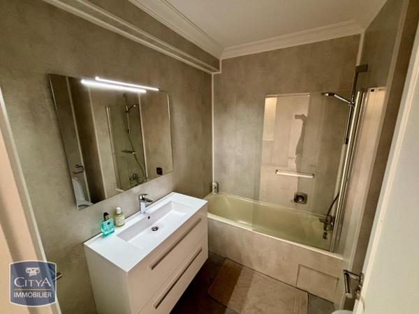 Location appartement Cannes (06) 4 pièces 96.78m²