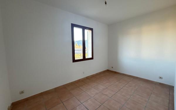 Maison à vendre    4 pièces •  Mallemoisson