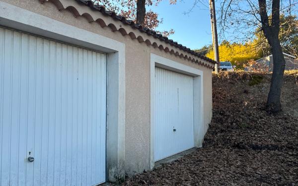 Maison à vendre    4 pièces •  Mallemoisson