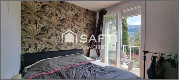 Appartement T4bis avec terrasse, garage et jardin