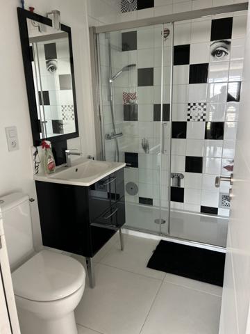 SUPERBE MAISON AVEC PISCINE