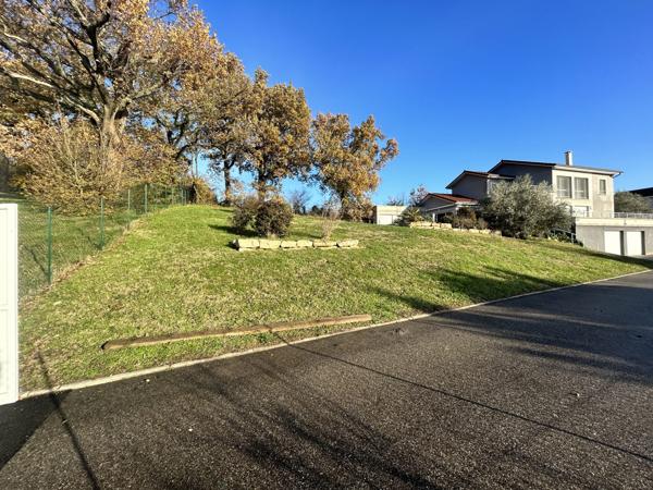 SUPERBE MAISON AVEC PISCINE