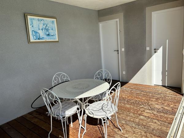 SUPERBE MAISON AVEC PISCINE