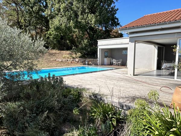 SUPERBE MAISON AVEC PISCINE