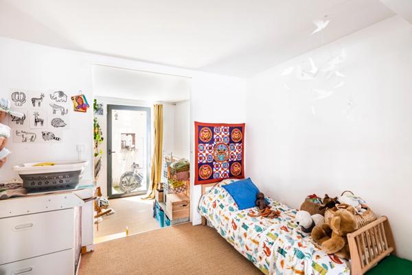 Loft atypique Mairie LES LILAS 2 chambres