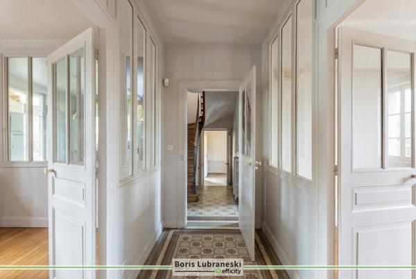 Maison 7 pièces - 206 m² Bien prestige