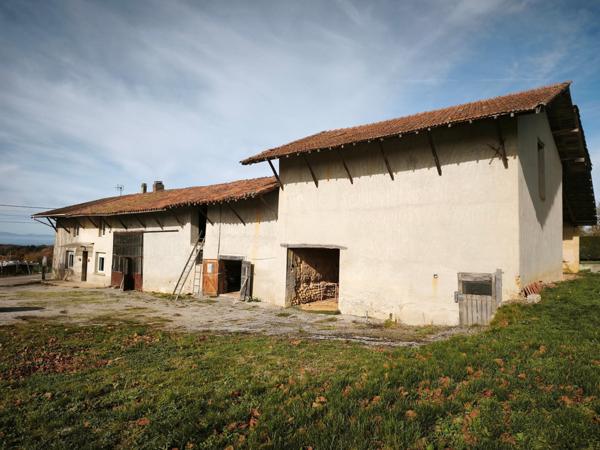 Longère T5  – avec dépendances