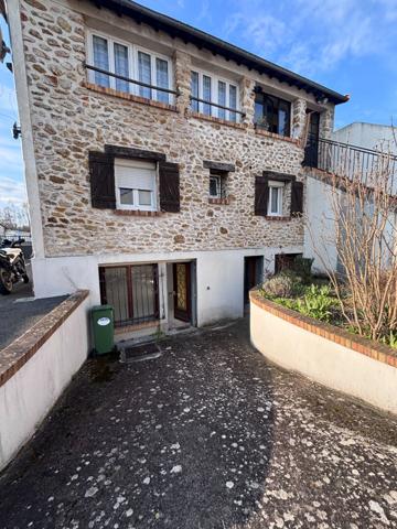 À LOUER - BUREAUX - BALLANCOURT SUR ESSONNE