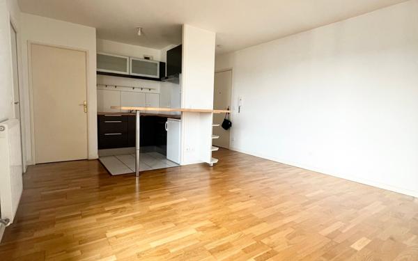 Appartement à vendre    2 pièces • 41,63 m2 Massy