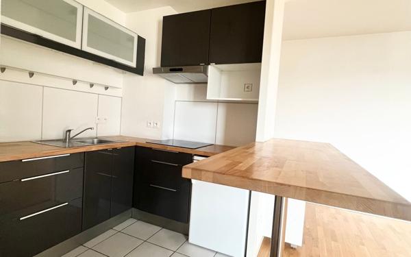 Appartement à vendre    2 pièces • 41,63 m2 Massy