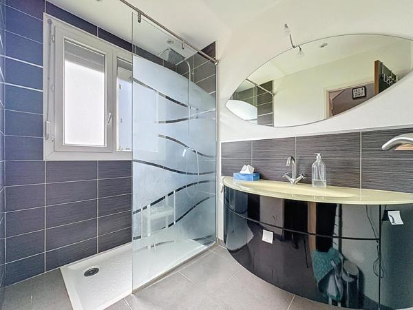 Maison familiale 165 m² avec sous-sol complet