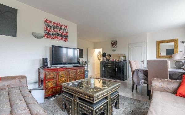 Appartement à vendre    3 pièces • 64,09 m2 Joinville-le-Pont