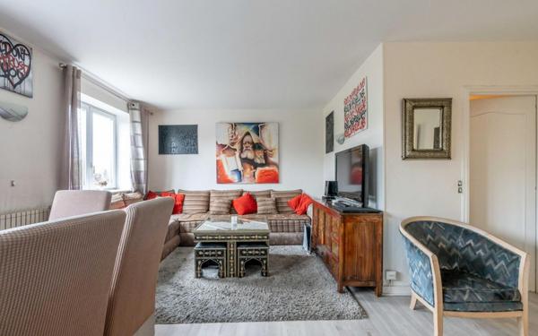 Appartement à vendre    3 pièces • 64,09 m2 Joinville-le-Pont