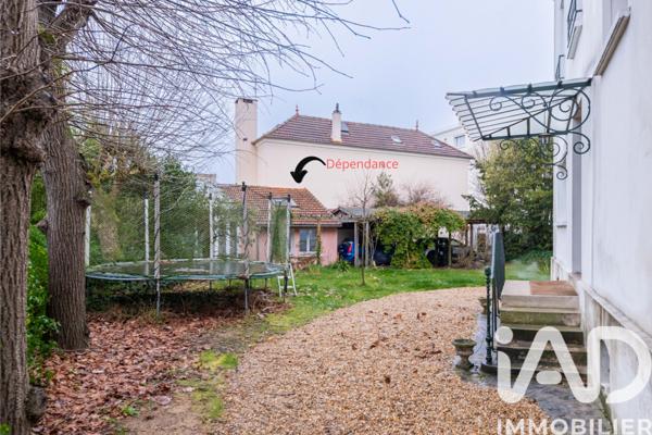 Maison à vendre 8 pièces 210 m² Saint-Maur-des-Fossés