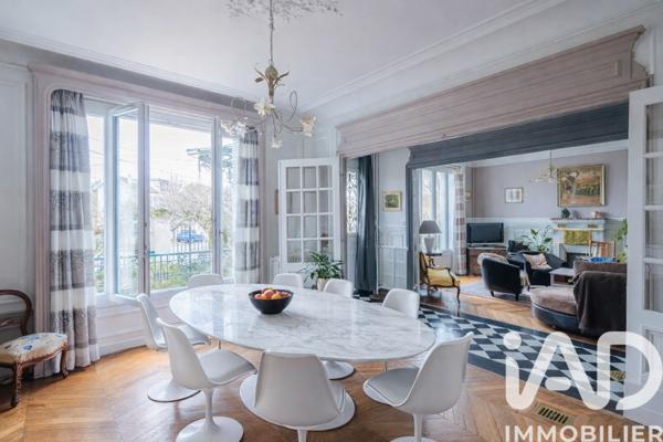 Maison à vendre 8 pièces 210 m² Saint-Maur-des-Fossés