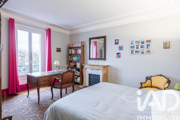 Maison à vendre 8 pièces 210 m² Saint-Maur-des-Fossés