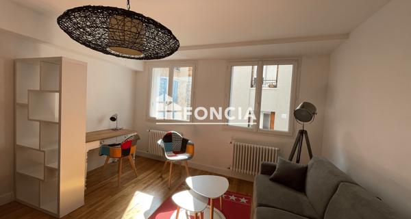 Location Studio meublé 27.85 m² - Rodez 12000