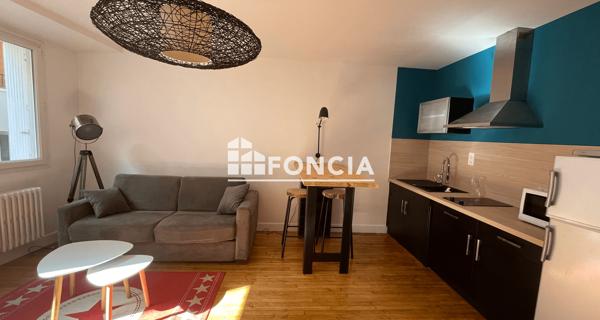 Location Studio meublé 27.85 m² - Rodez 12000