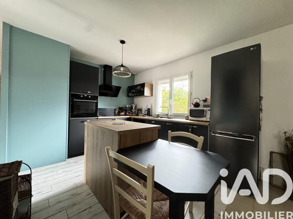 Maison à vendre 6 pièces 124 m² Guichainville