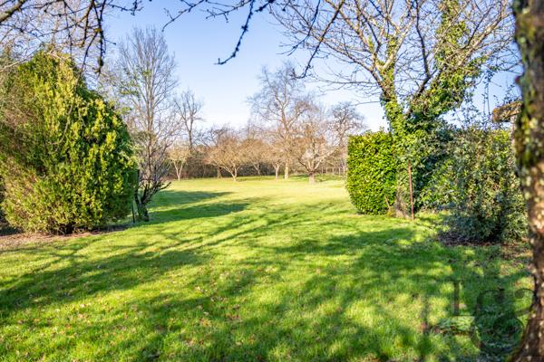 A vendre maison avec jardin proche de toutes les commodités à Sainte-Livrade-sur-Lot